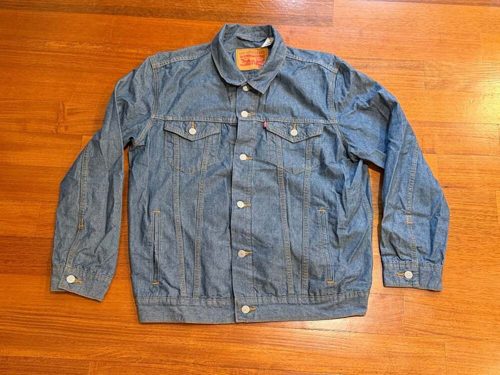 Levi's Denim Trucker Jacket Size L Blue Cotton Jean Button Up